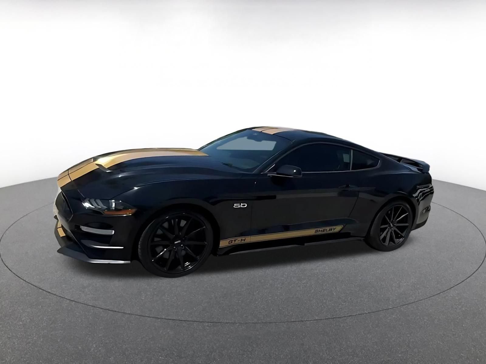 Thumbnail: 2022 Ford Mustang - 6