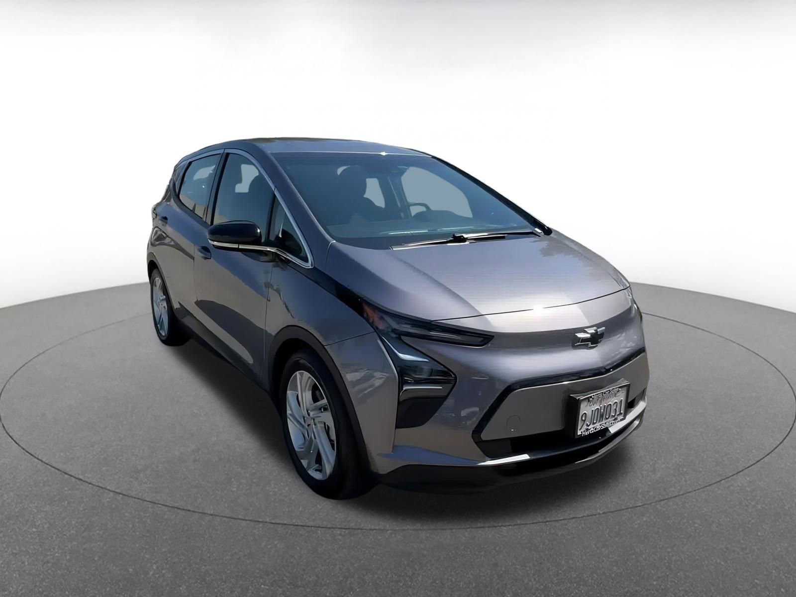Thumbnail: 2023 Chevrolet Bolt EV - 3
