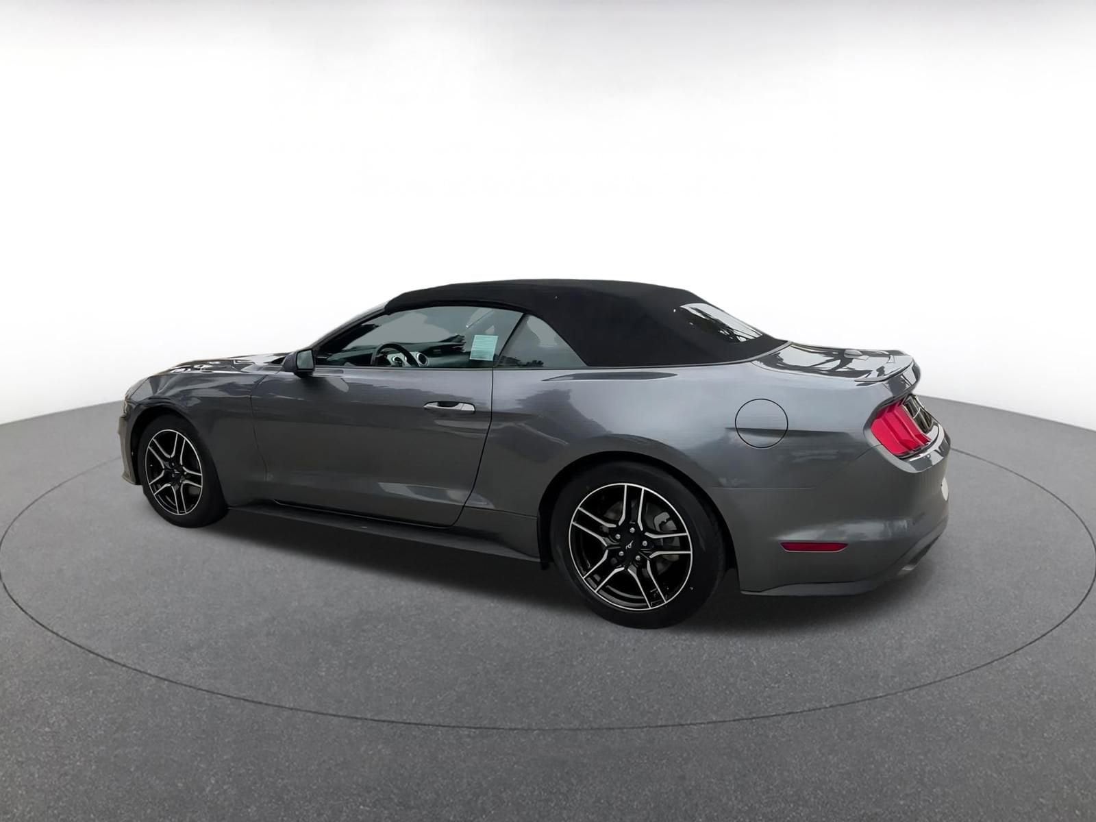 Thumbnail: 2023 Ford Mustang - 10