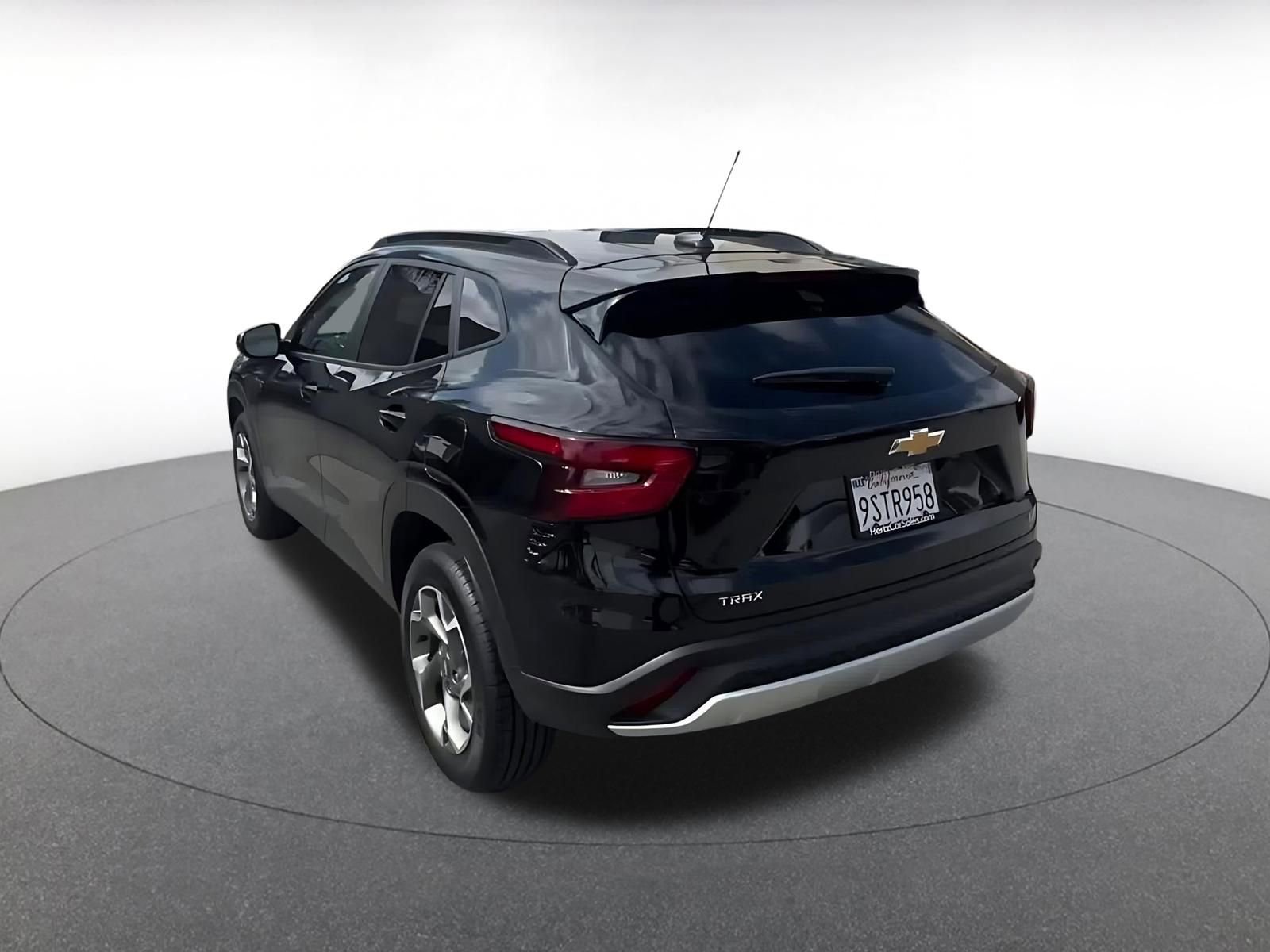 Thumbnail: 2025 Chevrolet Trax - 11