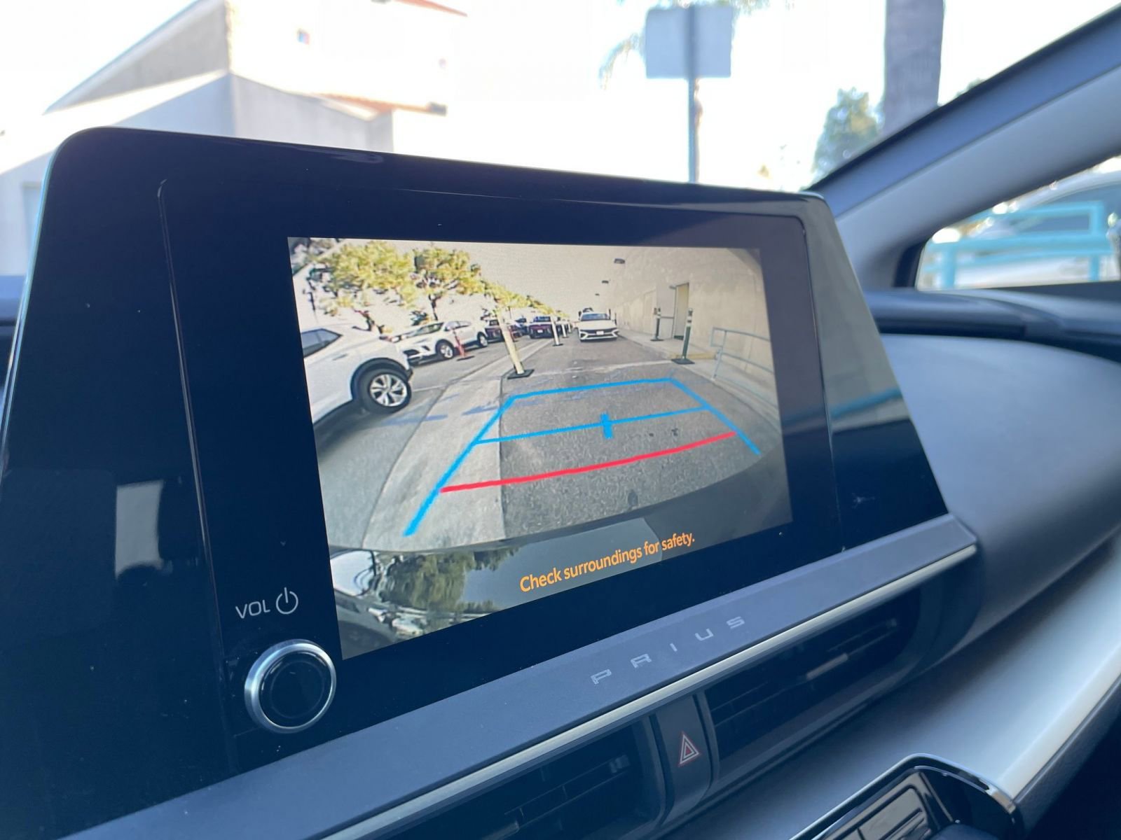 Thumbnail: 2025 Toyota Prius - 17