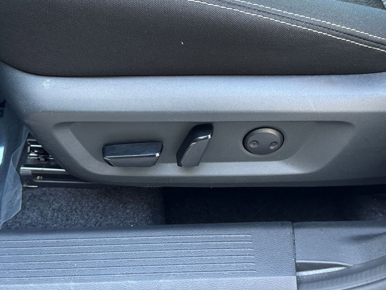 Thumbnail: 2025 Nissan Rogue - 22