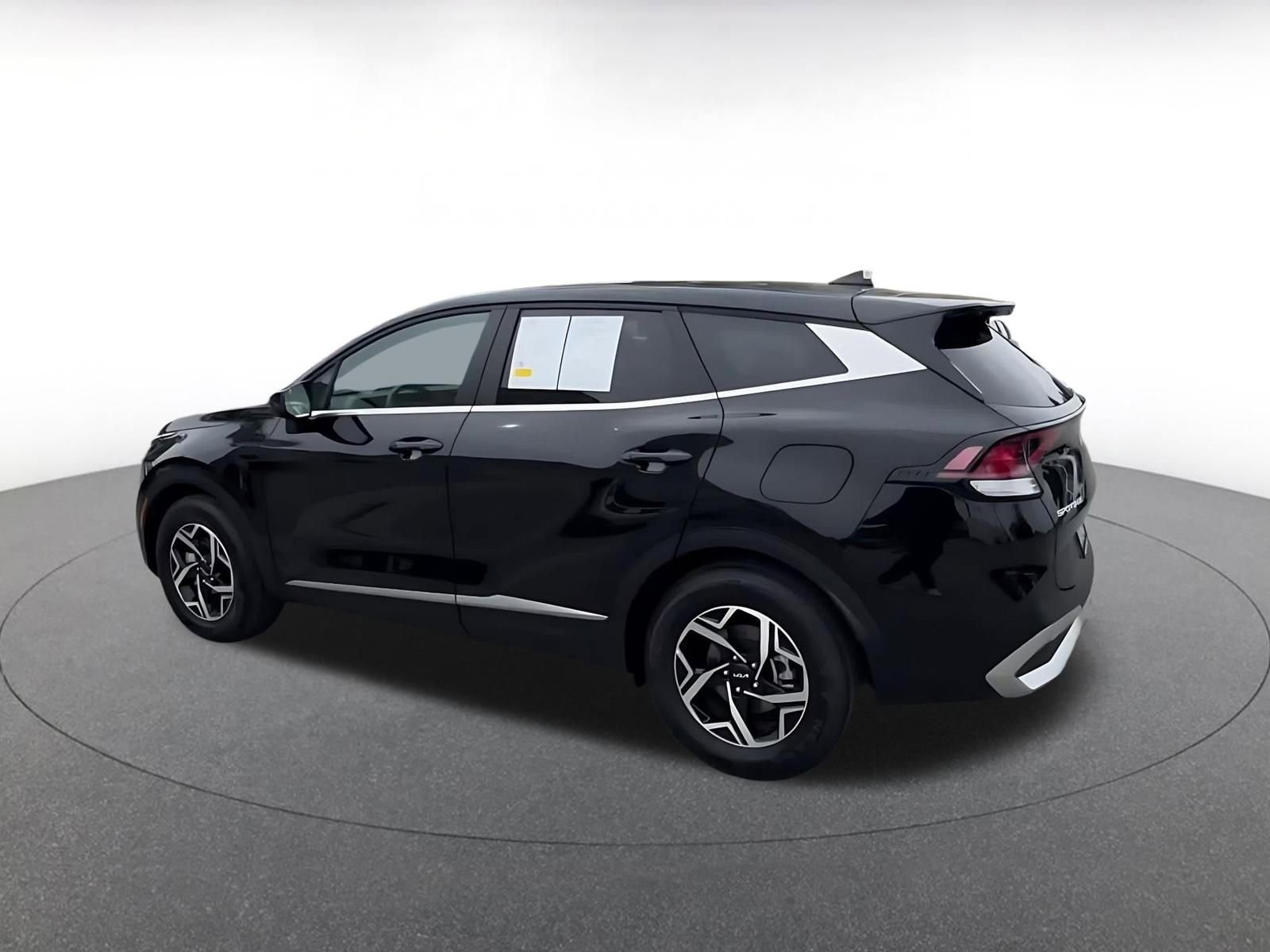 Thumbnail: 2025 Kia Sportage - 10