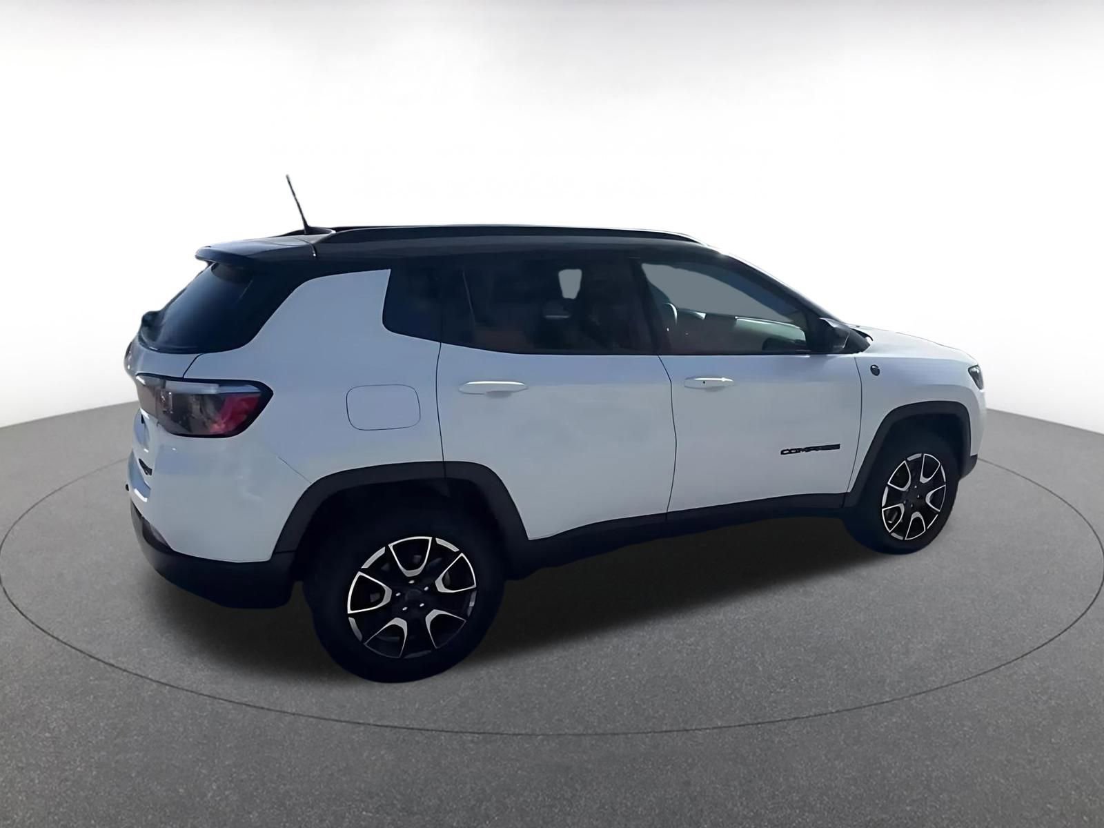 Thumbnail: 2025 Jeep Compass - 15