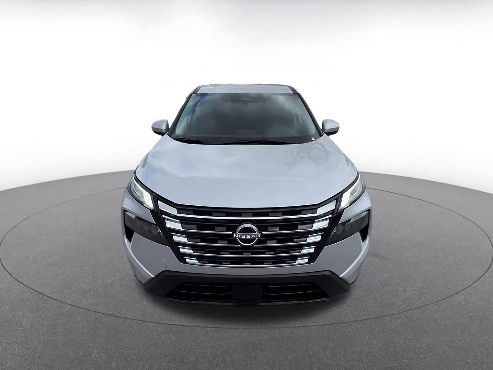 Thumbnail: 2025 Nissan Rogue - 4