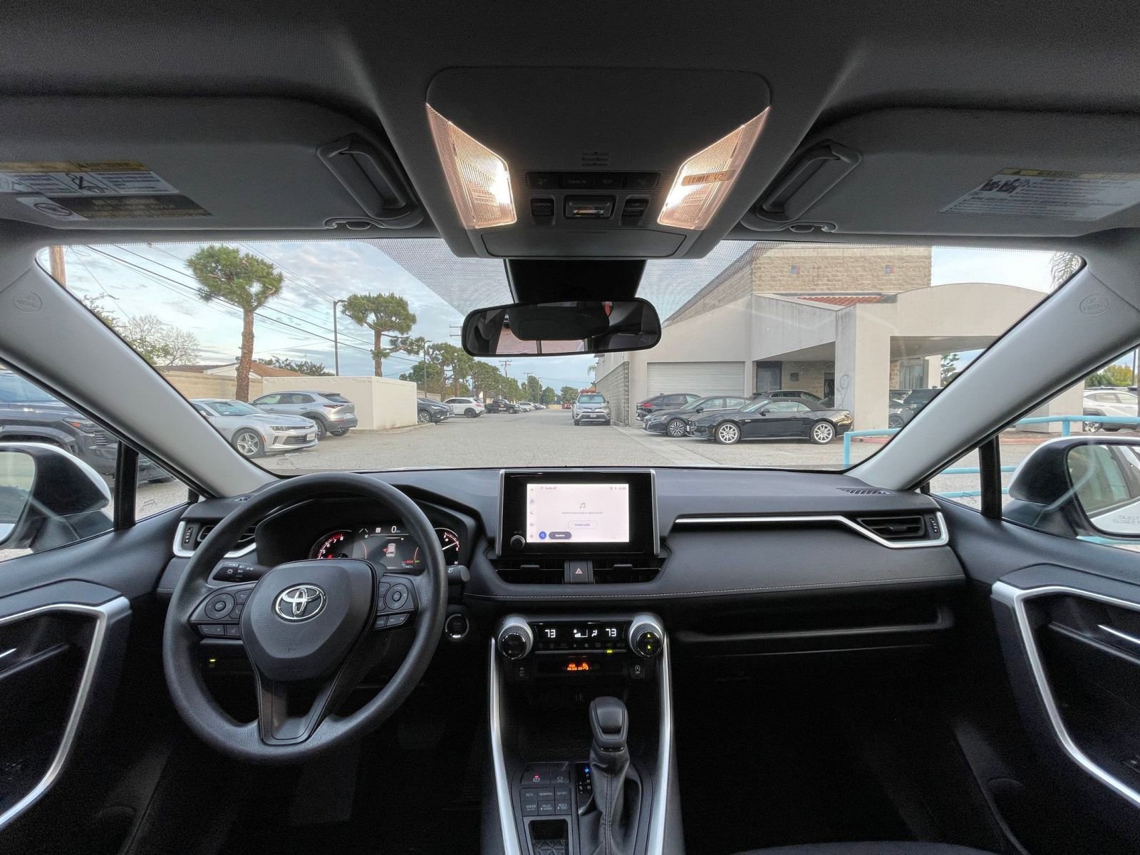 Thumbnail: 2025 Toyota RAV4 - 35