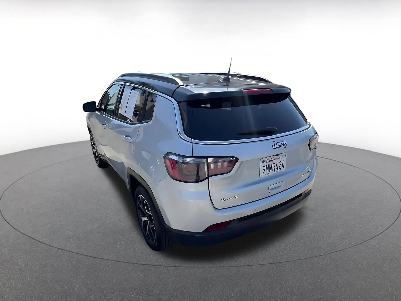 Thumbnail: 2025 Jeep Compass - 11