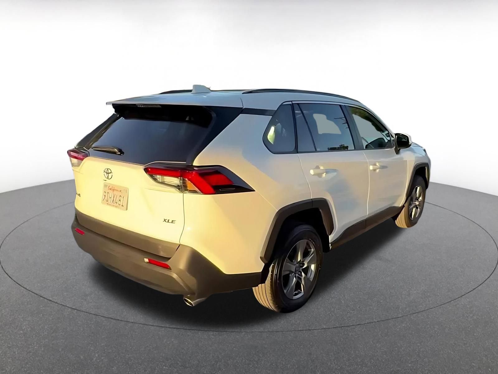 Thumbnail: 2025 Toyota RAV4 - 12