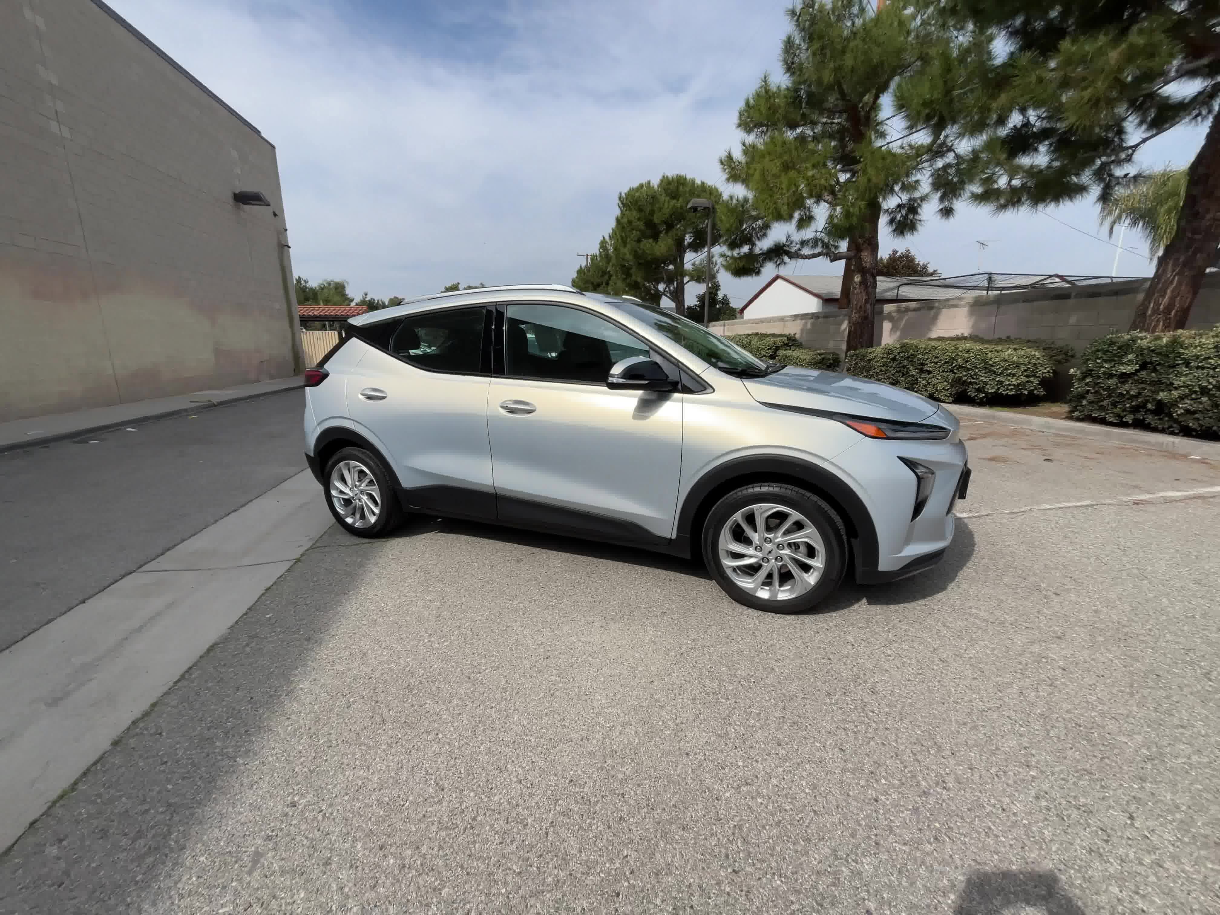 Certified 2023 Chevrolet Bolt EUV LT with VIN 1G1FY6S06P4151908 for sale in Bedford, TX