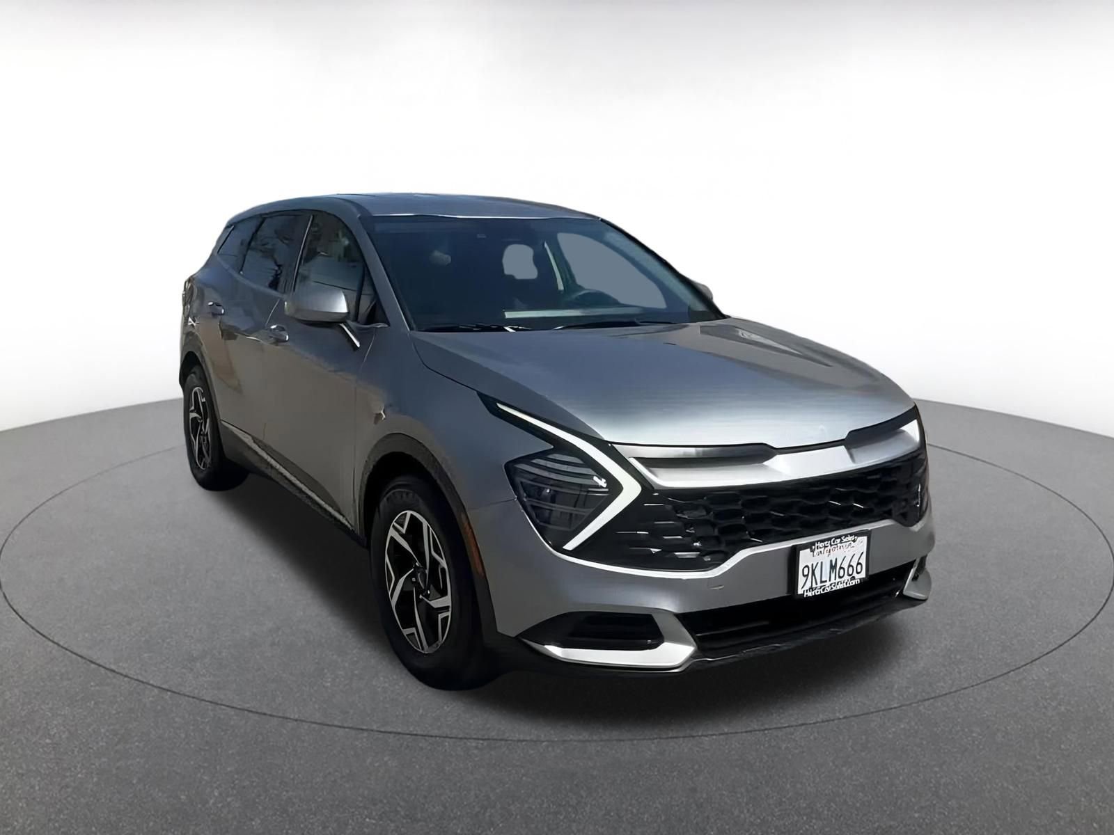 Thumbnail: 2024 Kia Sportage - 3
