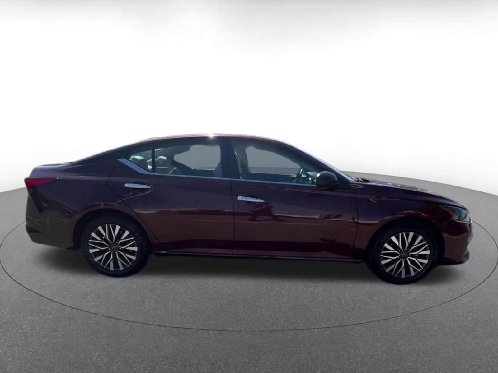 Thumbnail: 2025 Nissan Altima - 16