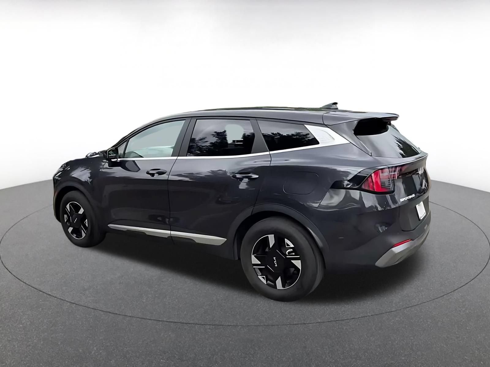 Thumbnail: 2026 Kia Sportage - 9