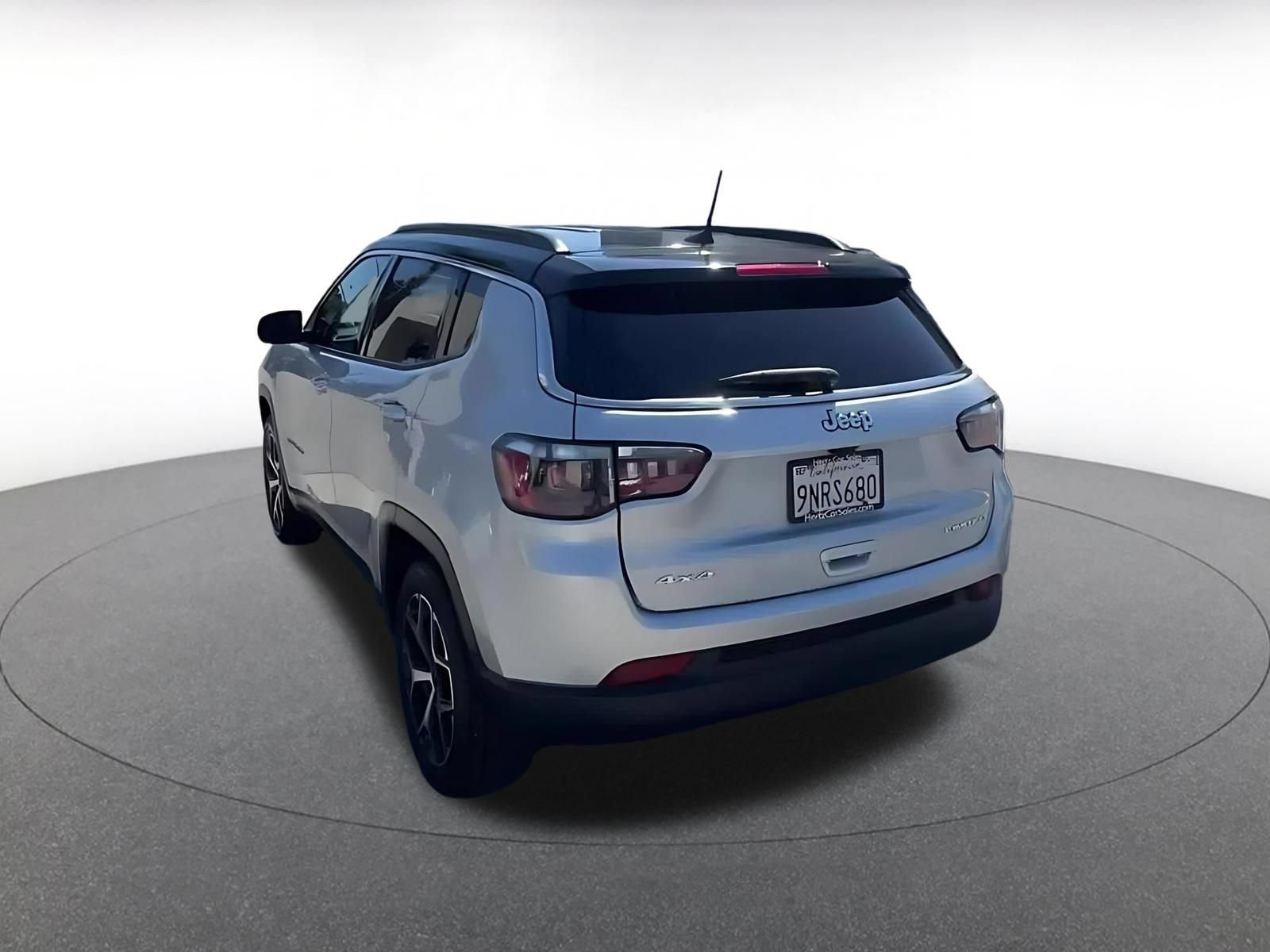Thumbnail: 2025 Jeep Compass - 11