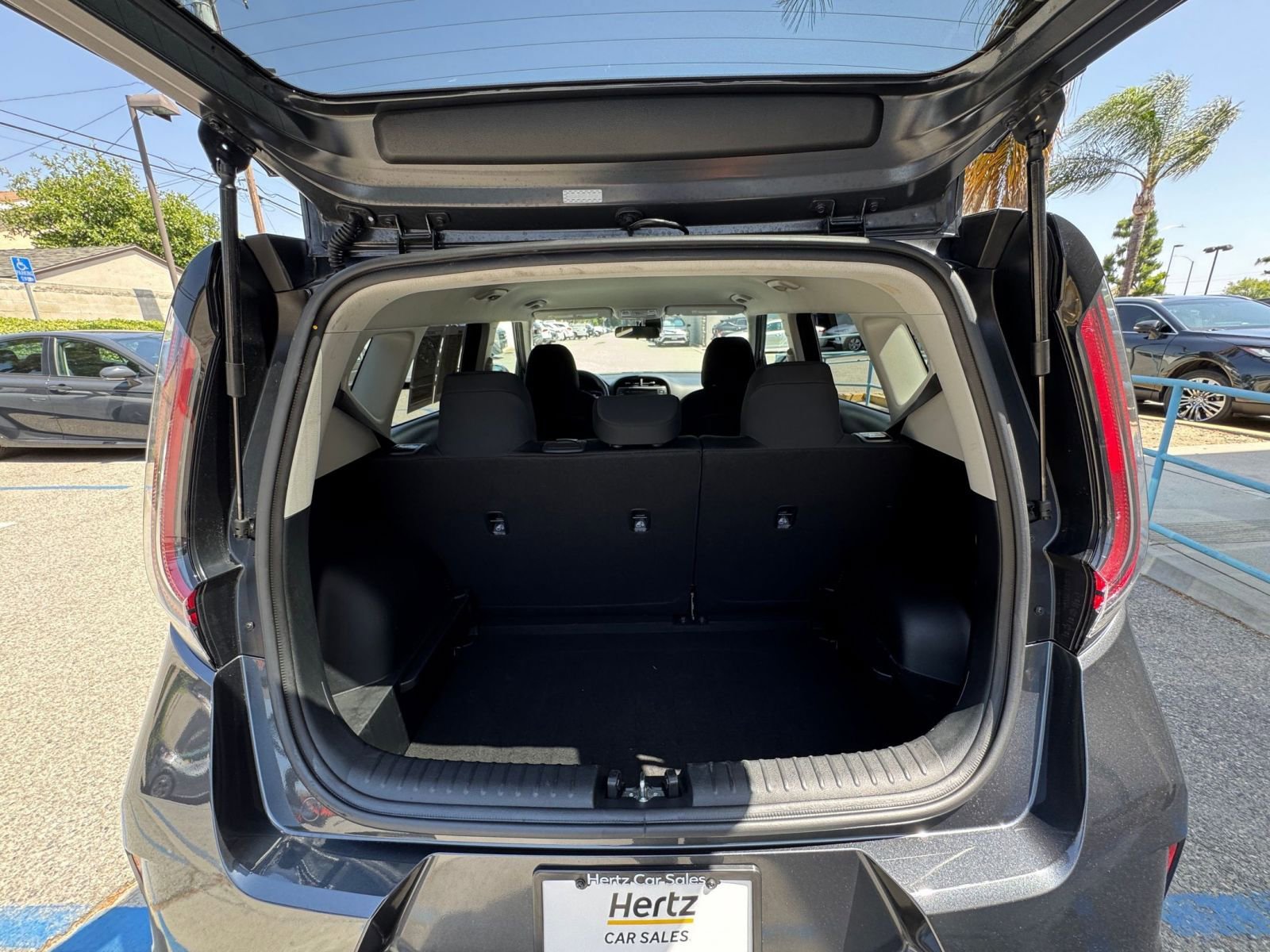 Thumbnail: 2025 Kia Soul - 29