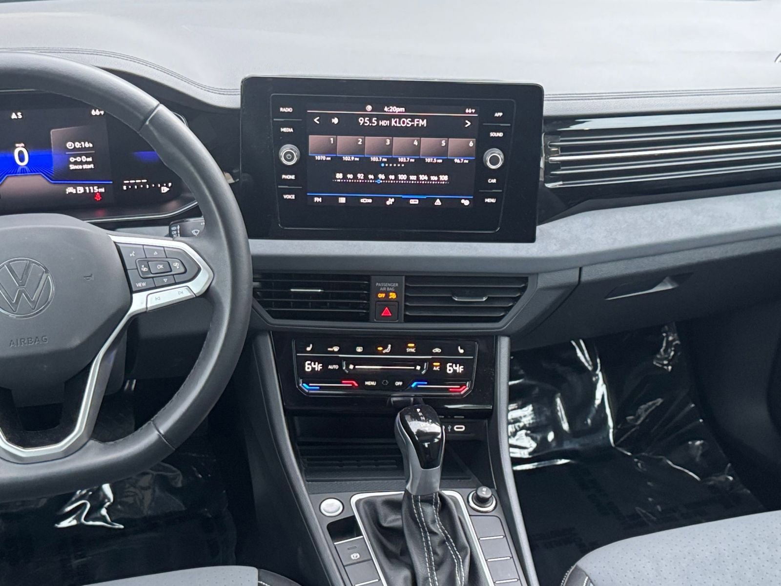 Thumbnail: 2025 Volkswagen Jetta - 21