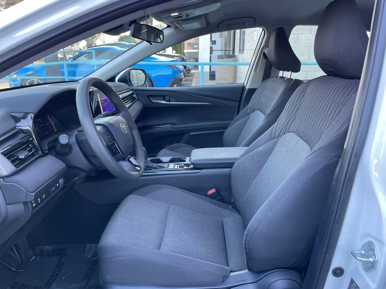 Thumbnail: 2025 Toyota Camry - 27