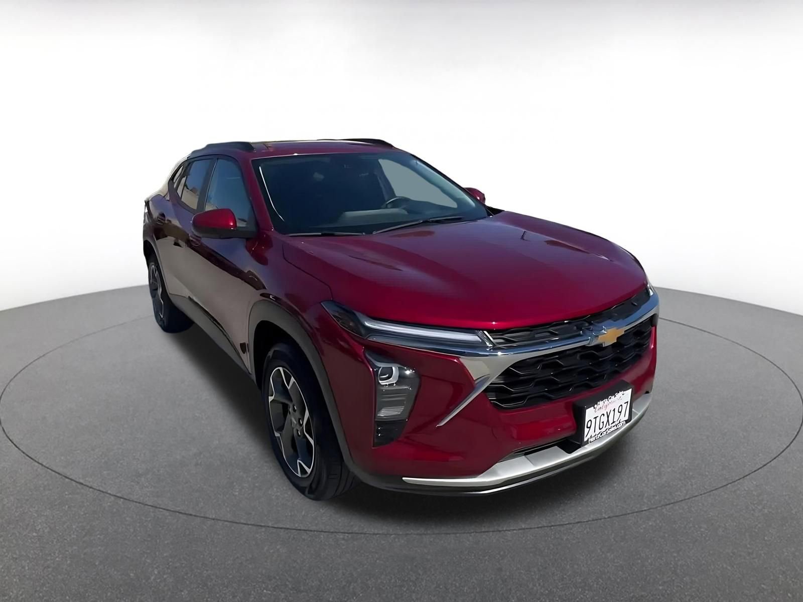 Thumbnail: 2025 Chevrolet Trax - 3