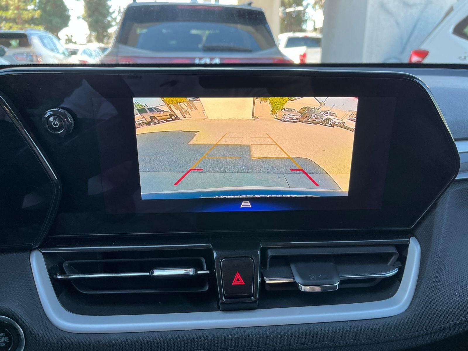 Thumbnail: 2025 Chevrolet TrailBlazer - 17