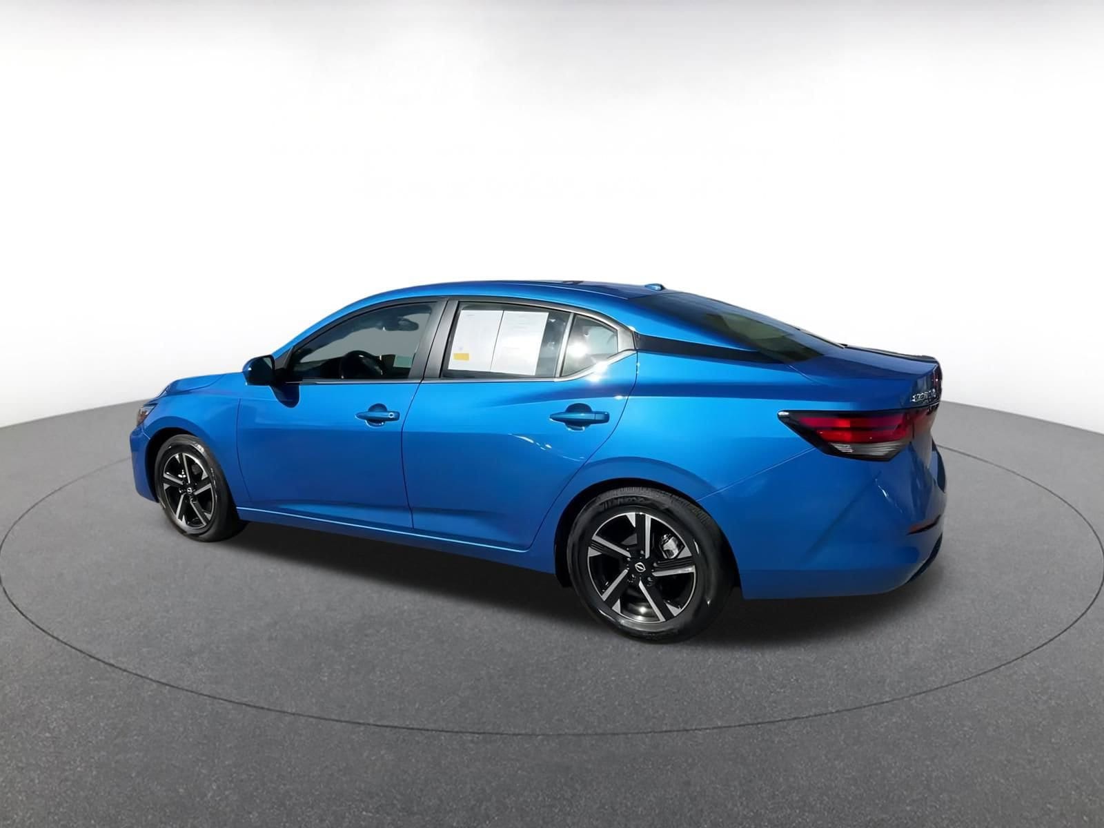 Thumbnail: 2024 Nissan Sentra - 10