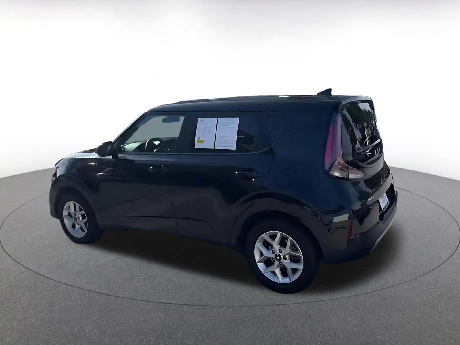 Thumbnail: 2025 Kia Soul - 10