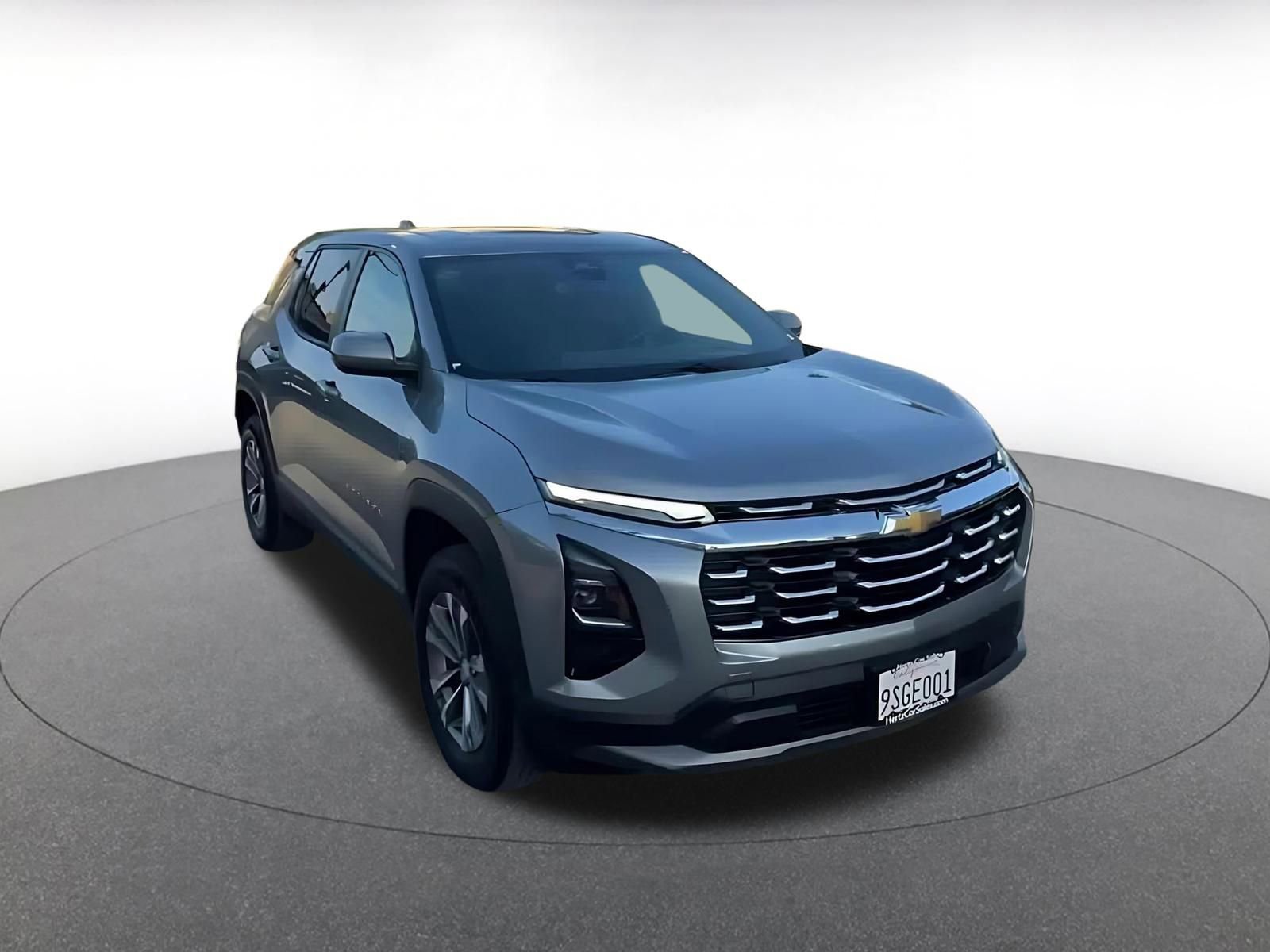 Thumbnail: 2025 Chevrolet Equinox - 3