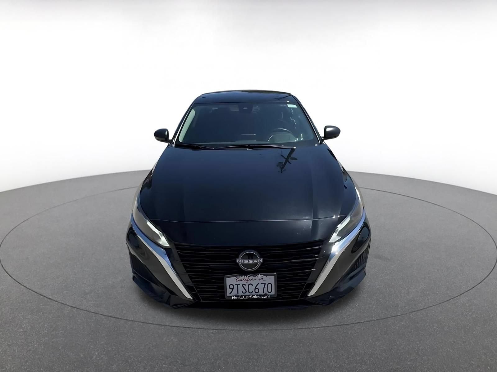 Thumbnail: 2025 Nissan Altima - 4