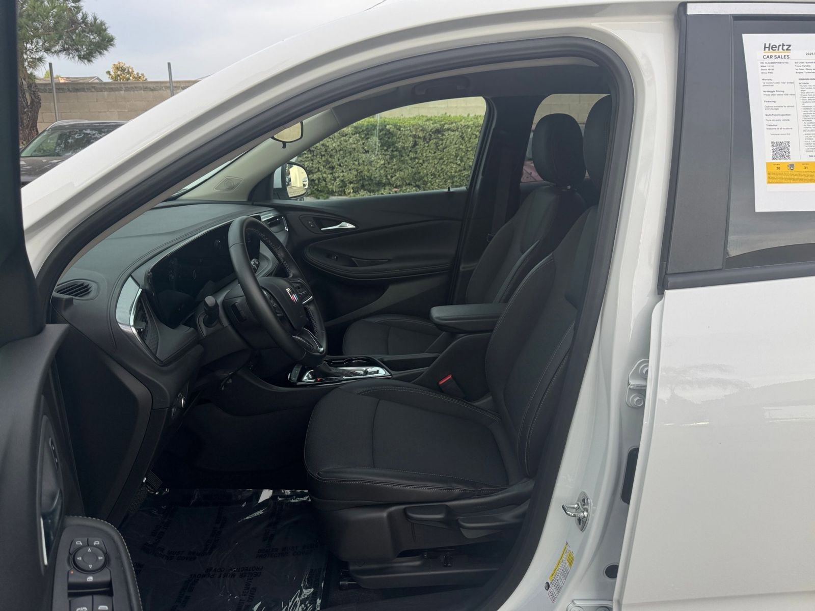 Thumbnail: 2025 Buick Encore GX - 25