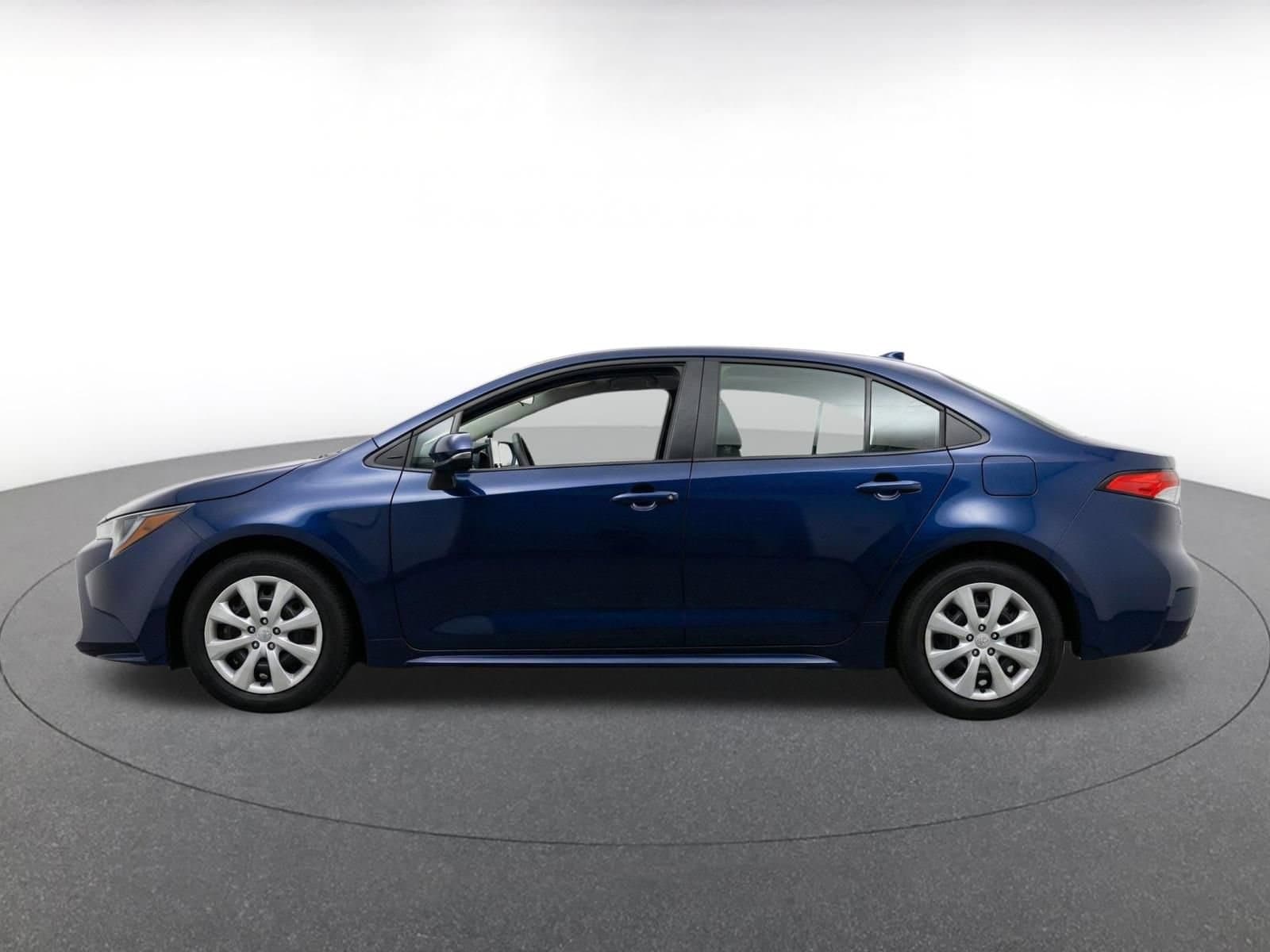 Thumbnail: 2025 Toyota Corolla - 4