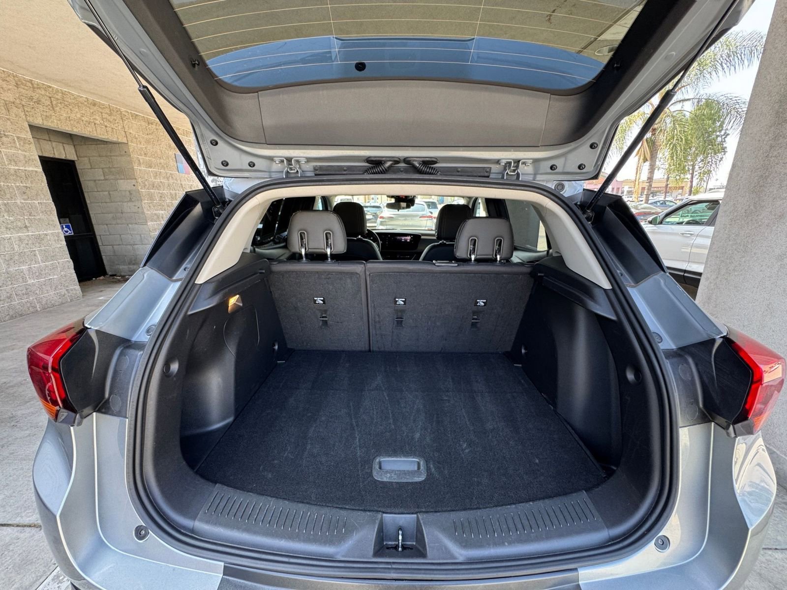 Thumbnail: 2025 Buick Encore GX - 31