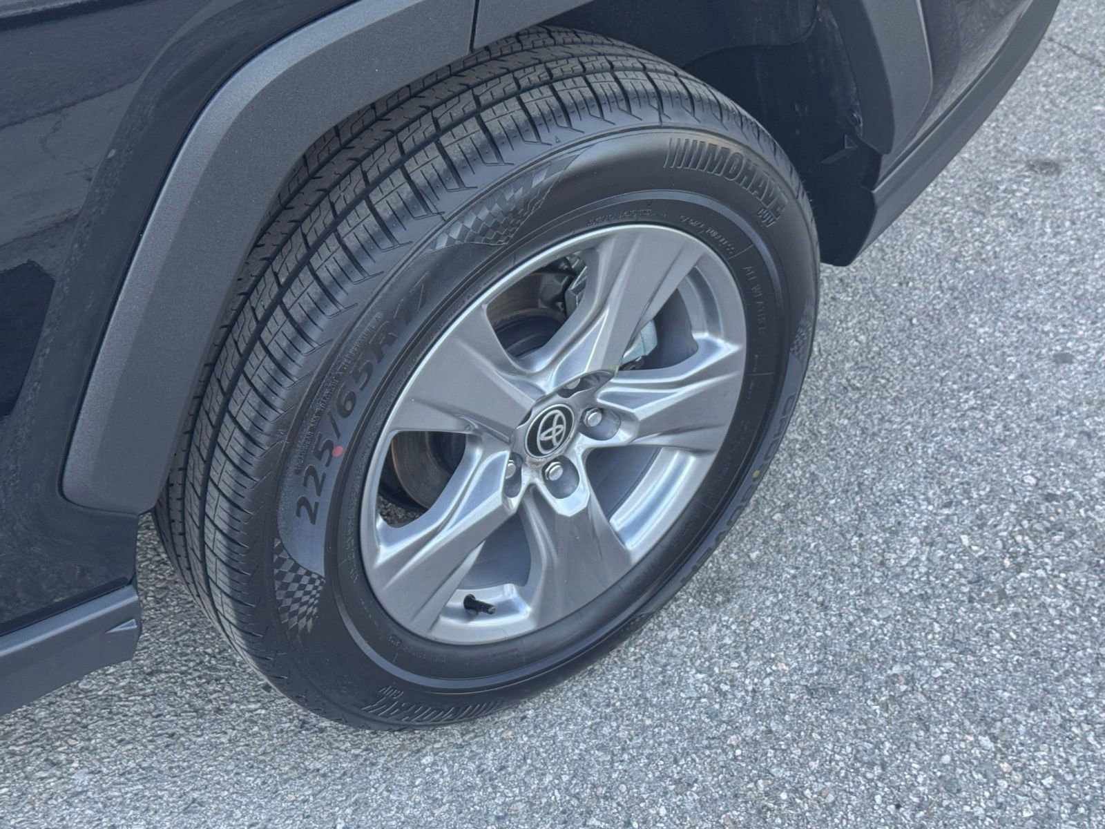 Thumbnail: 2025 Toyota RAV4 - 29