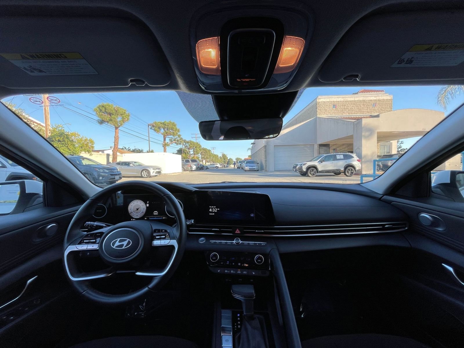 Thumbnail: 2025 Hyundai Elantra - 33