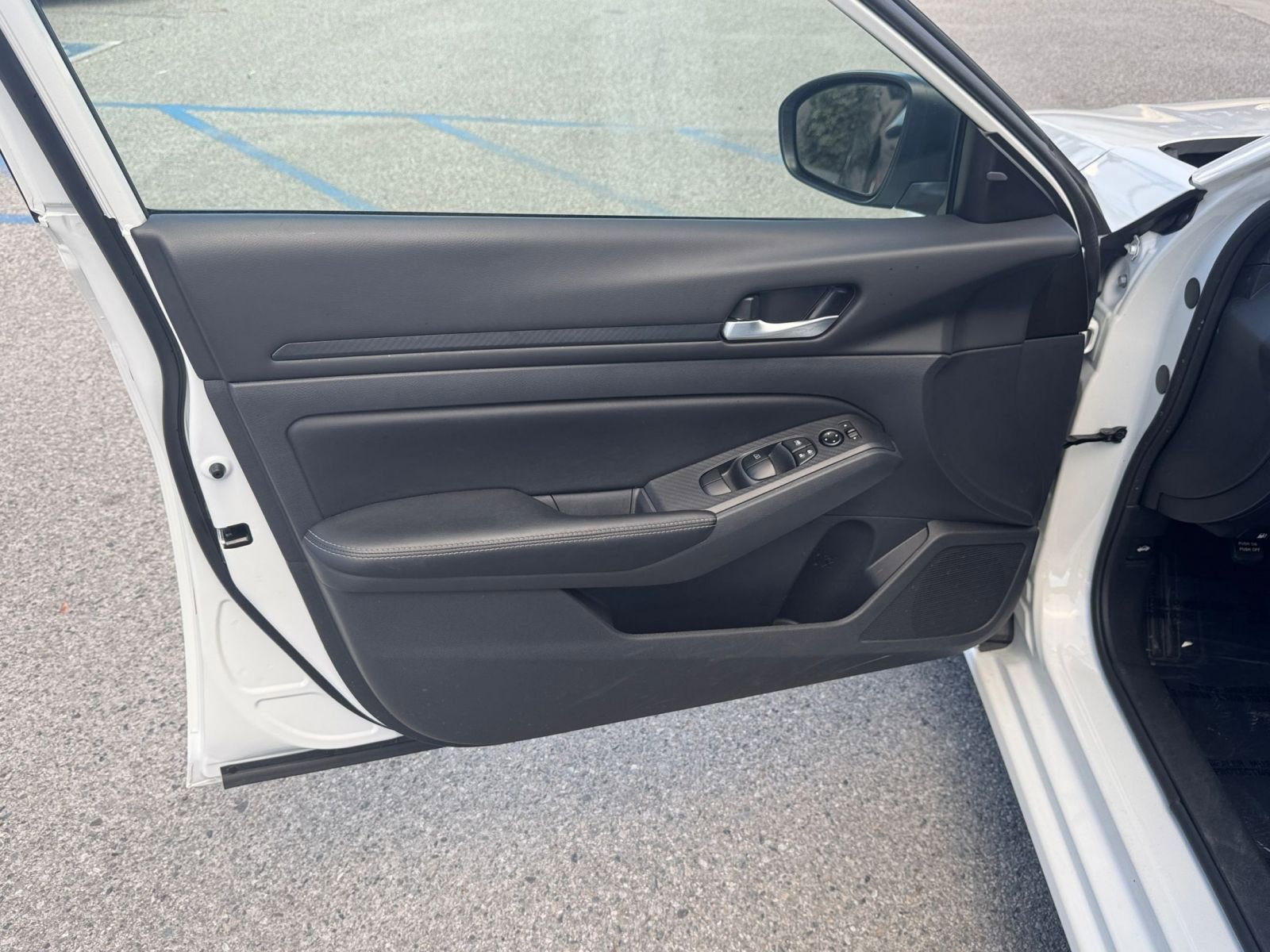 Thumbnail: 2025 Nissan Altima - 18