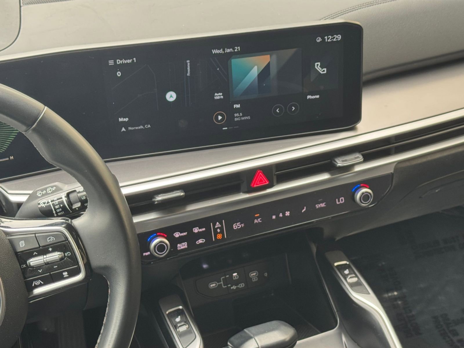 Thumbnail: 2024 Kia Sorento - 21