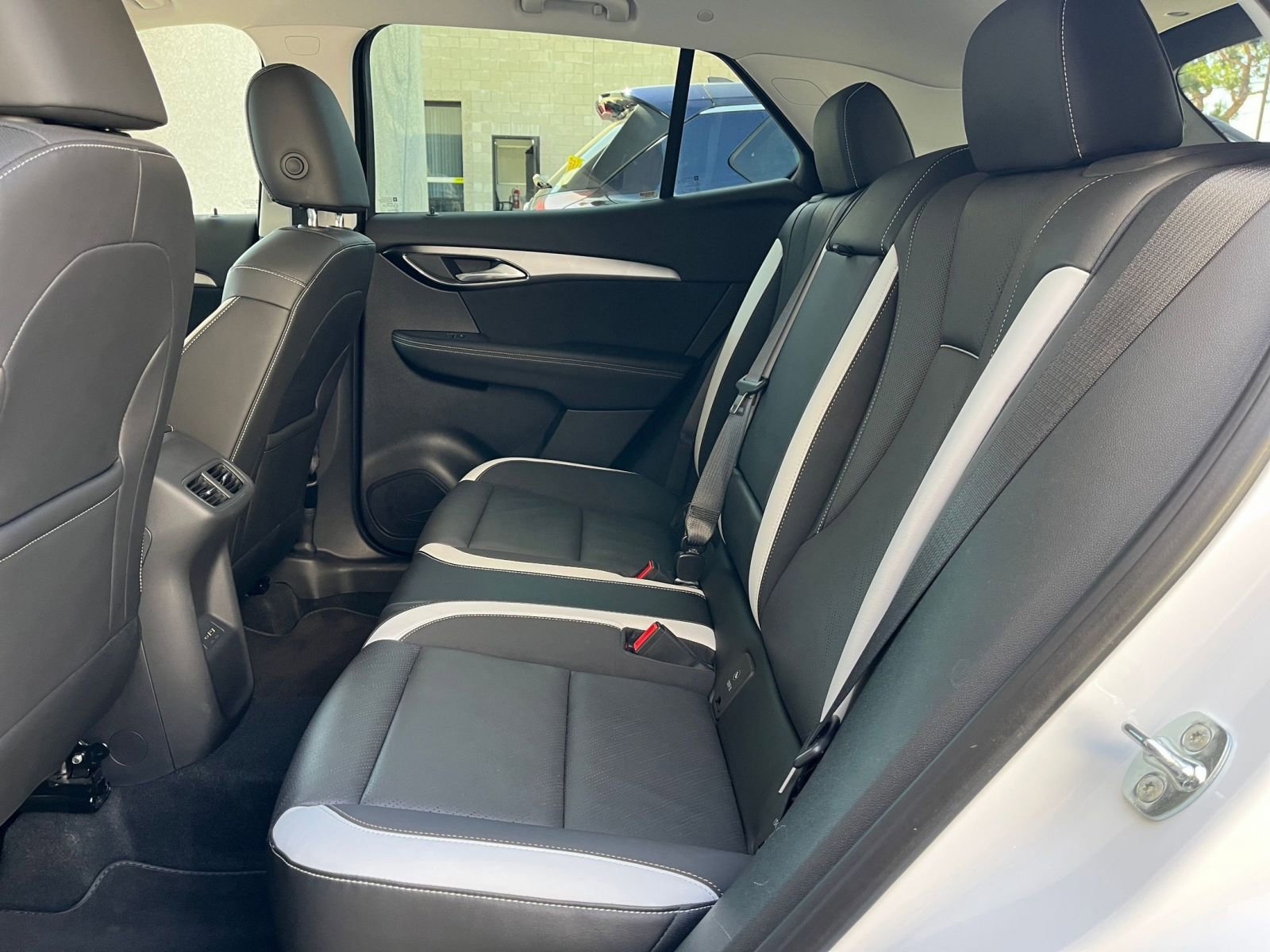 Thumbnail: 2024 Buick Envision - 25