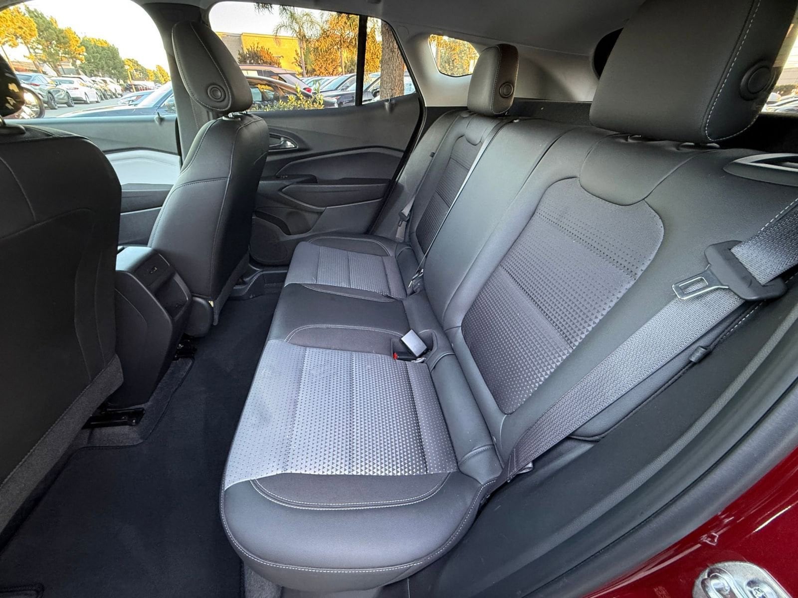 Thumbnail: 2025 Chevrolet Trax - 23