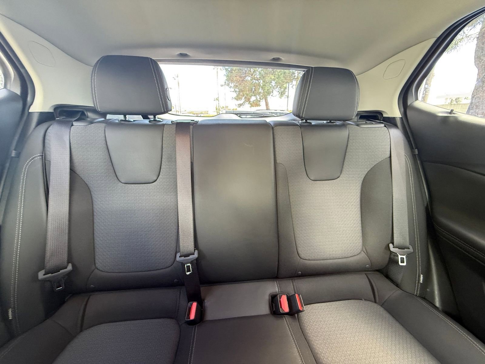 Thumbnail: 2025 Buick Encore GX - 35