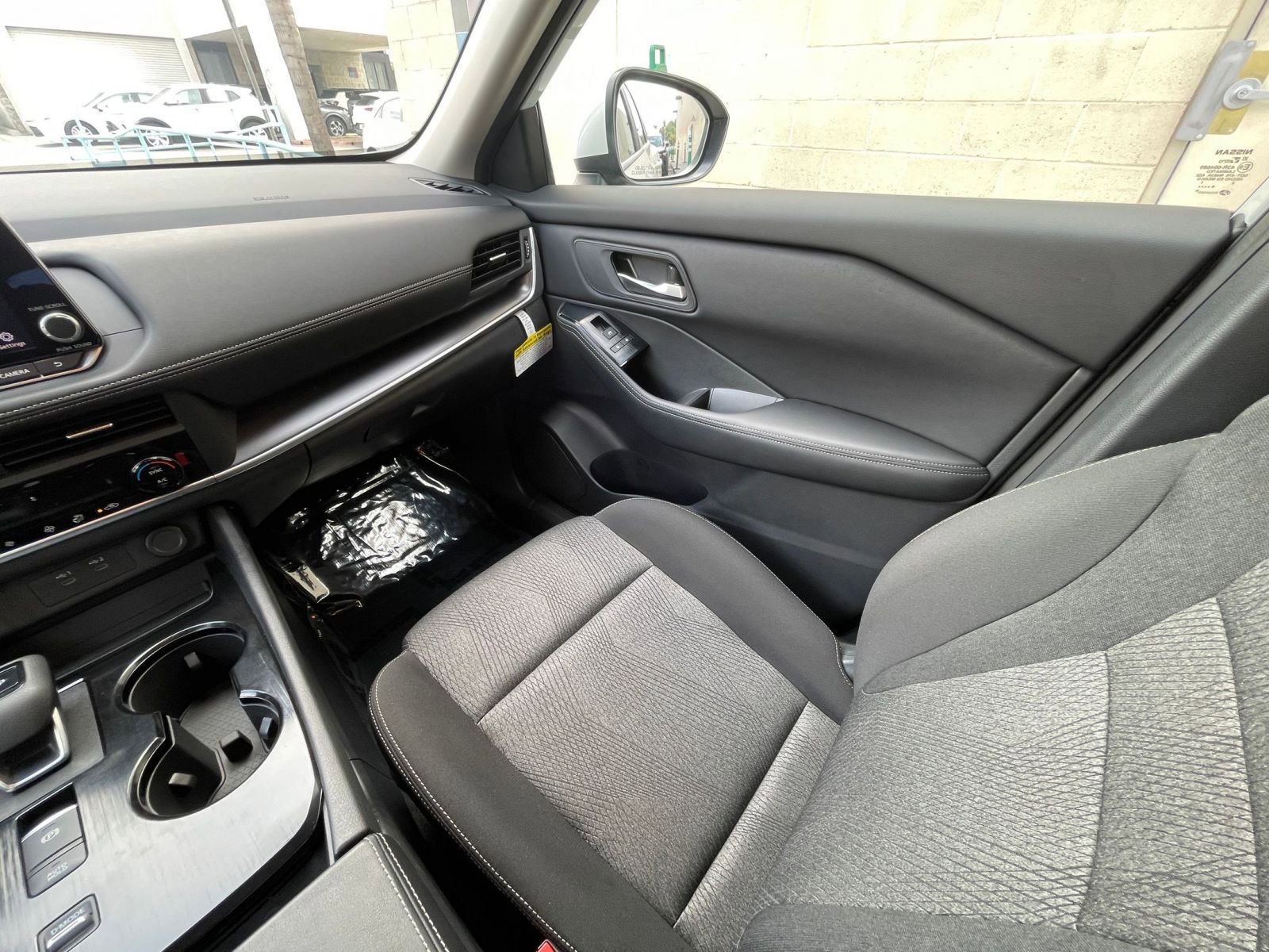 Thumbnail: 2025 Nissan Rogue - 35