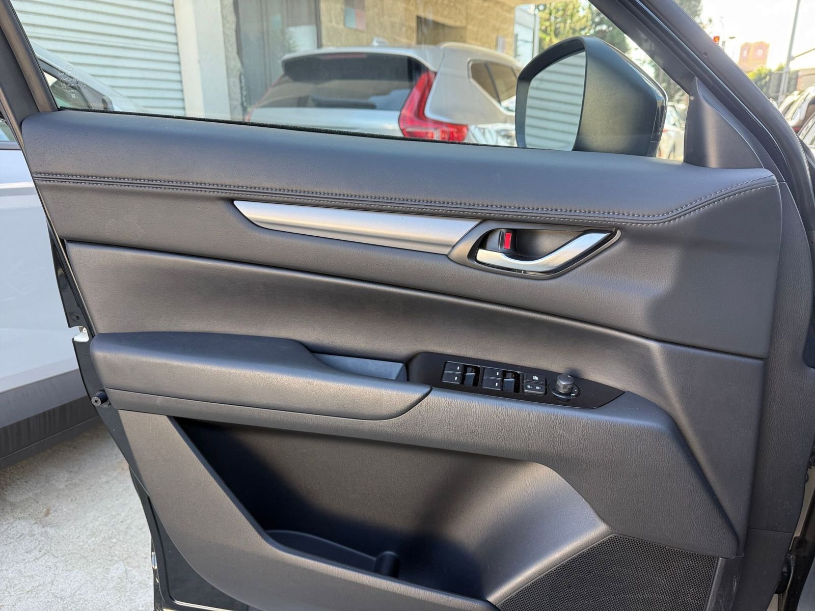 Thumbnail: 2025 Mazda CX-5 - 20