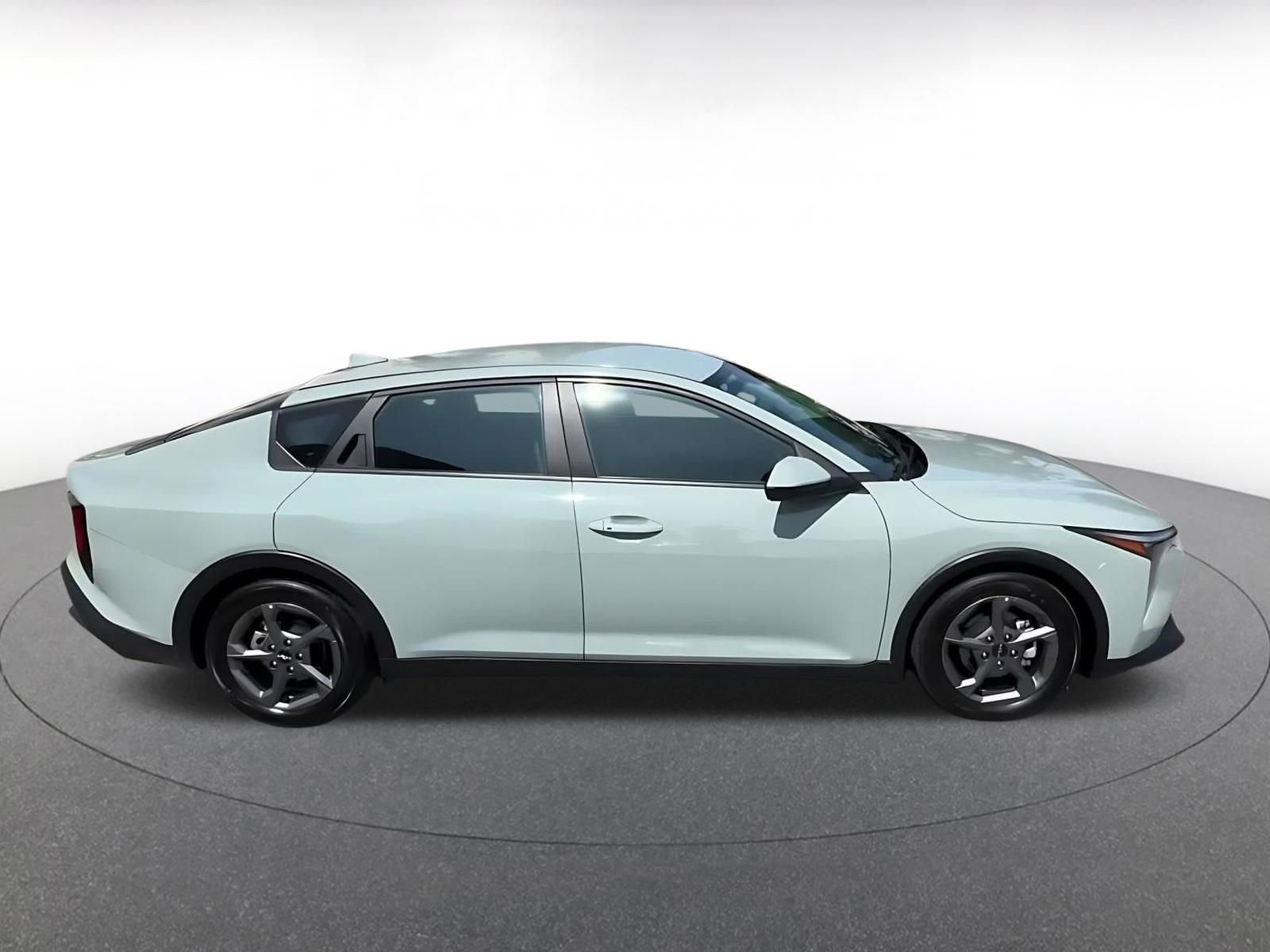 Thumbnail: 2025 Kia K4 - 16