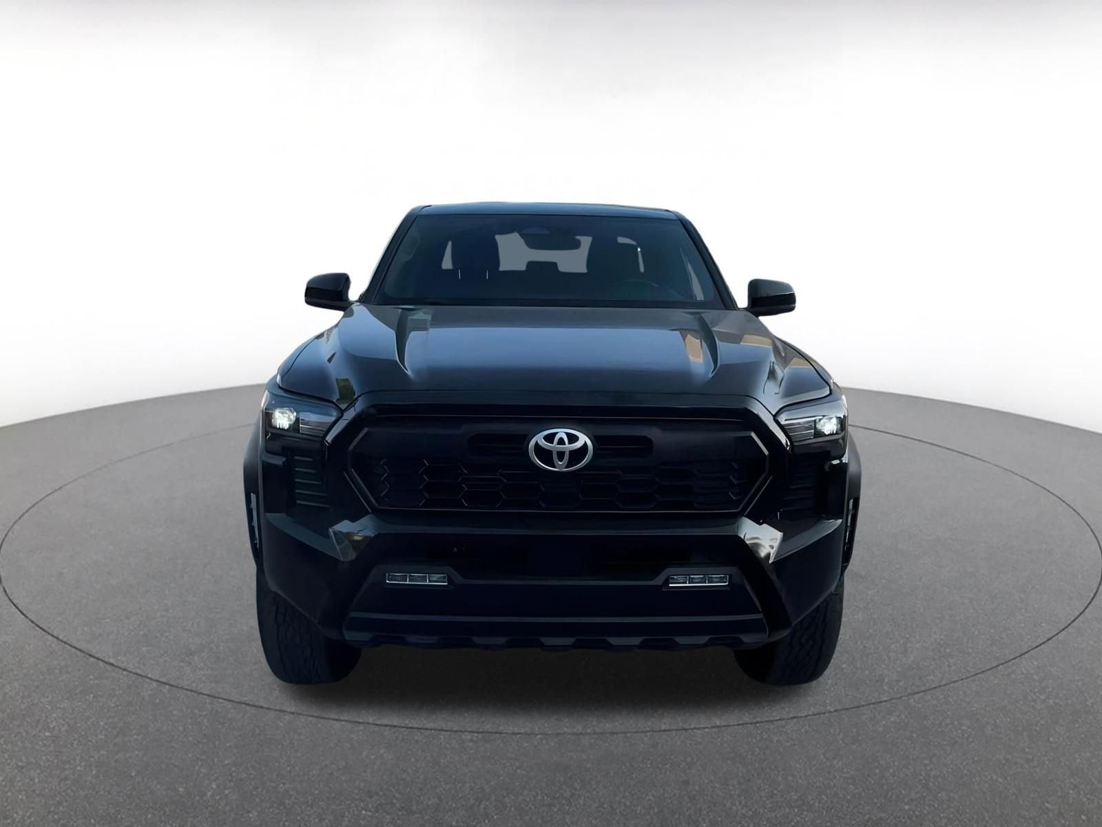 Thumbnail: 2025 Toyota Tacoma - 3