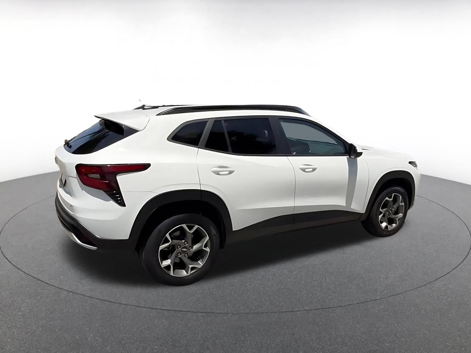 Thumbnail: 2025 Chevrolet Trax - 13