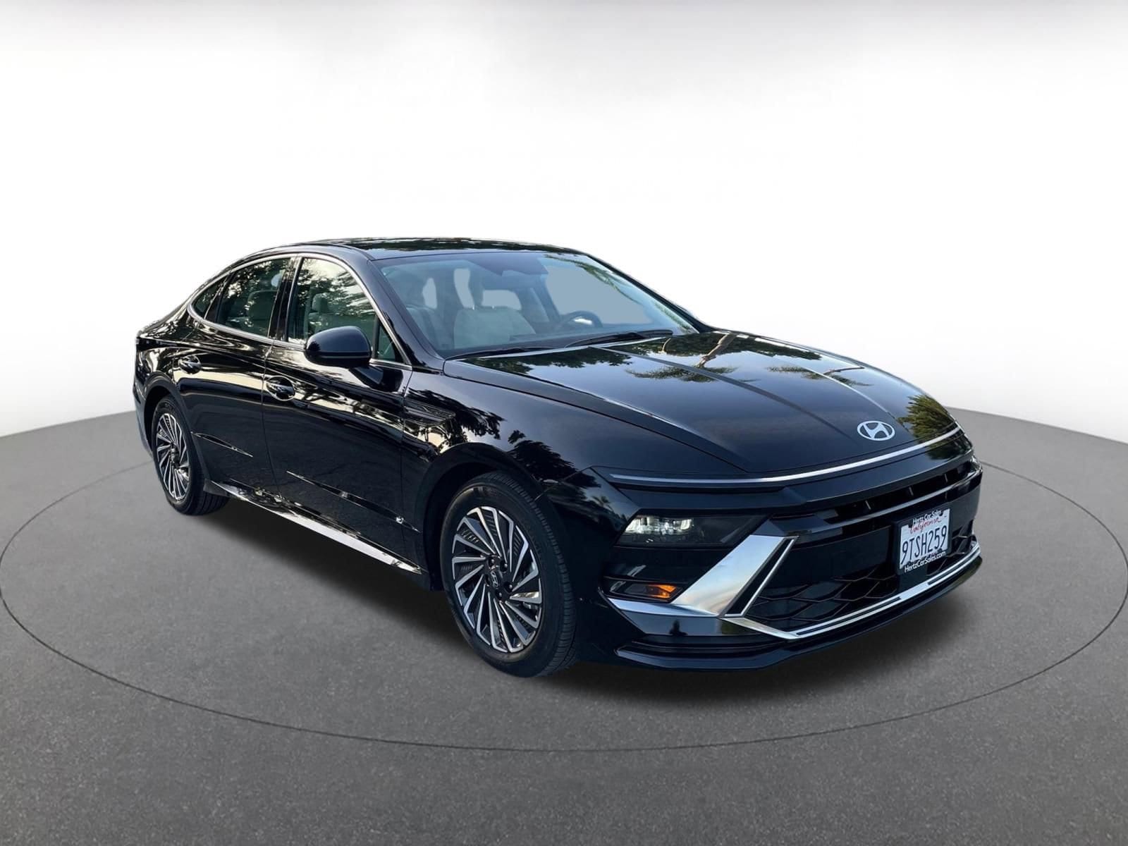 Thumbnail: 2025 Hyundai Sonata - 1