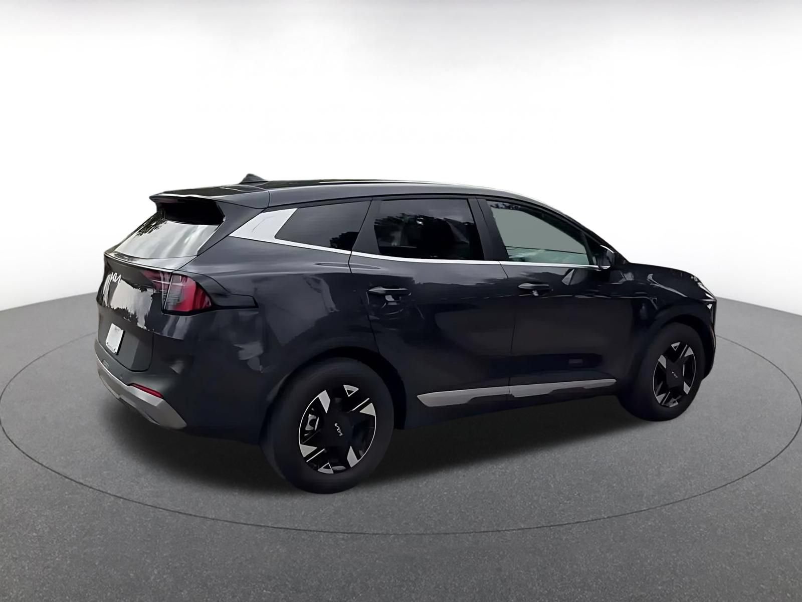 Thumbnail: 2026 Kia Sportage - 13