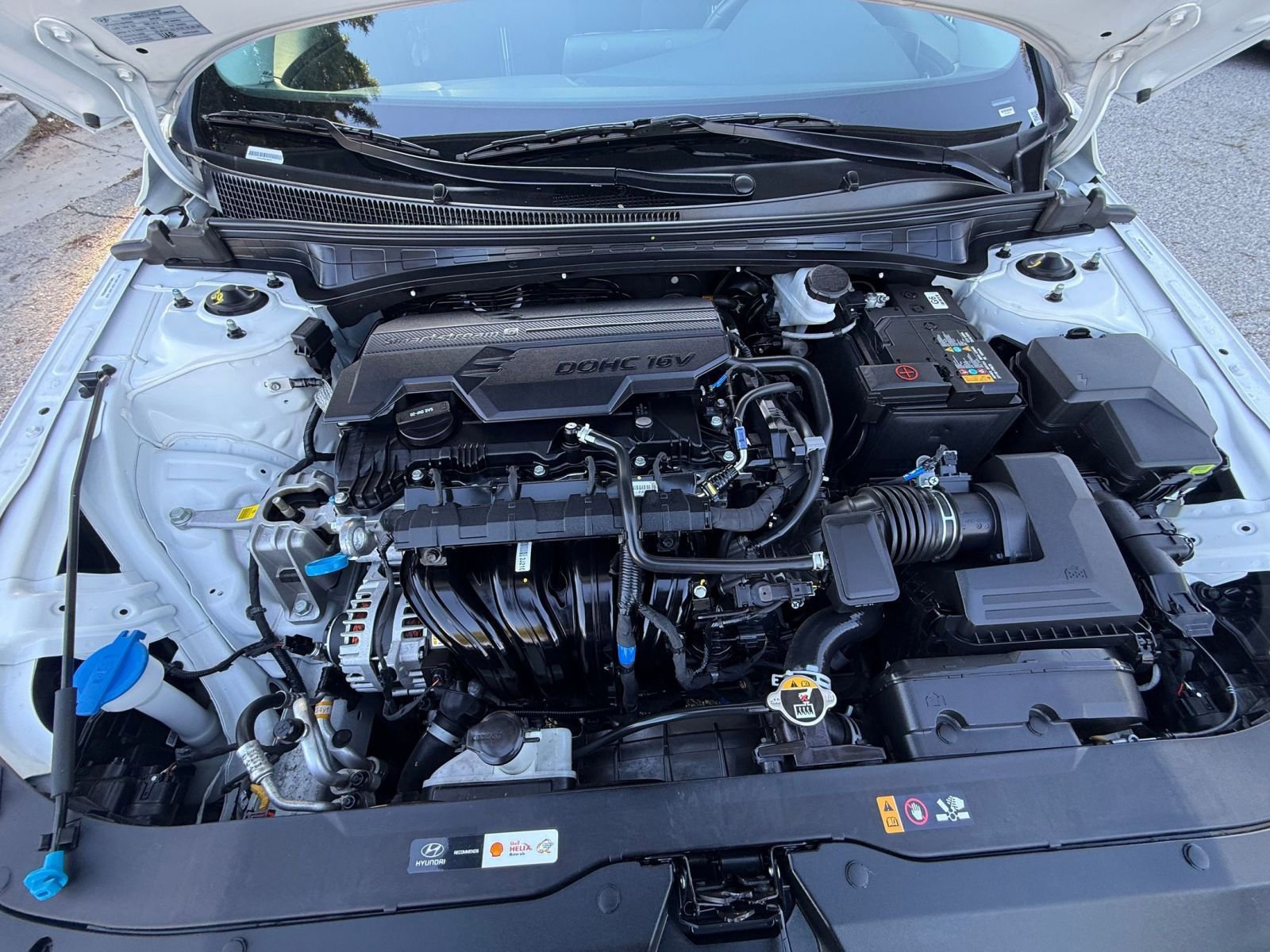 Thumbnail: 2025 Hyundai Elantra - 28