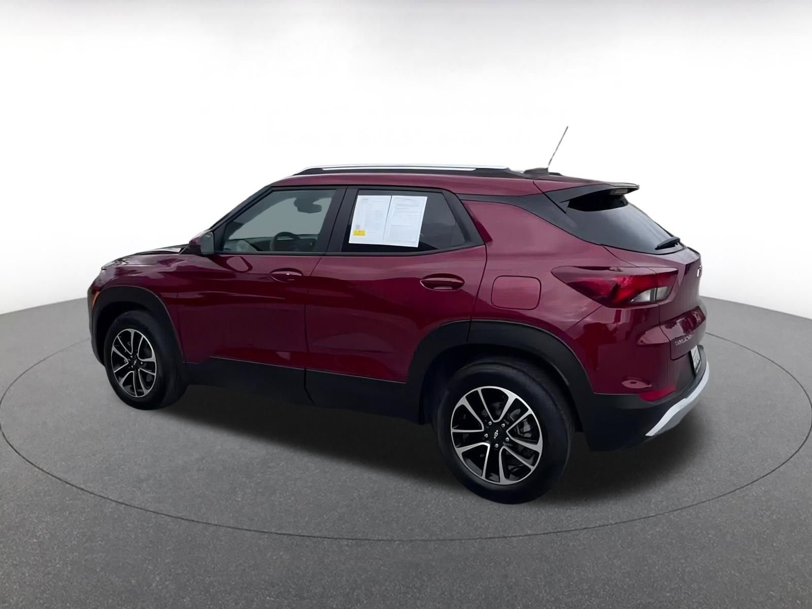 Thumbnail: 2025 Chevrolet TrailBlazer - 10