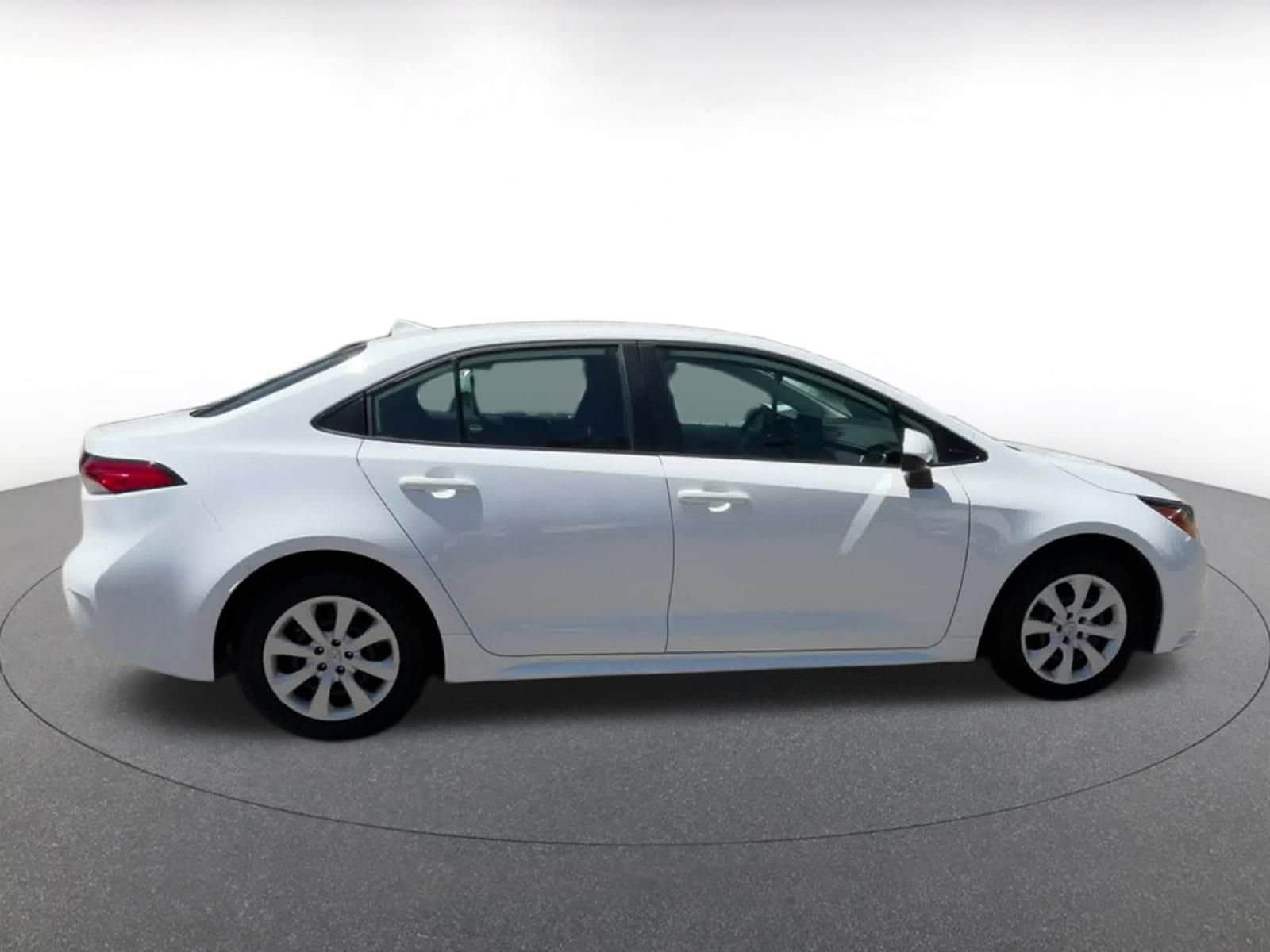 Thumbnail: 2024 Toyota Corolla - 16