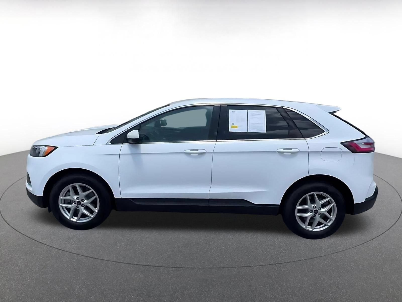 Thumbnail: 2024 Ford Edge - 9