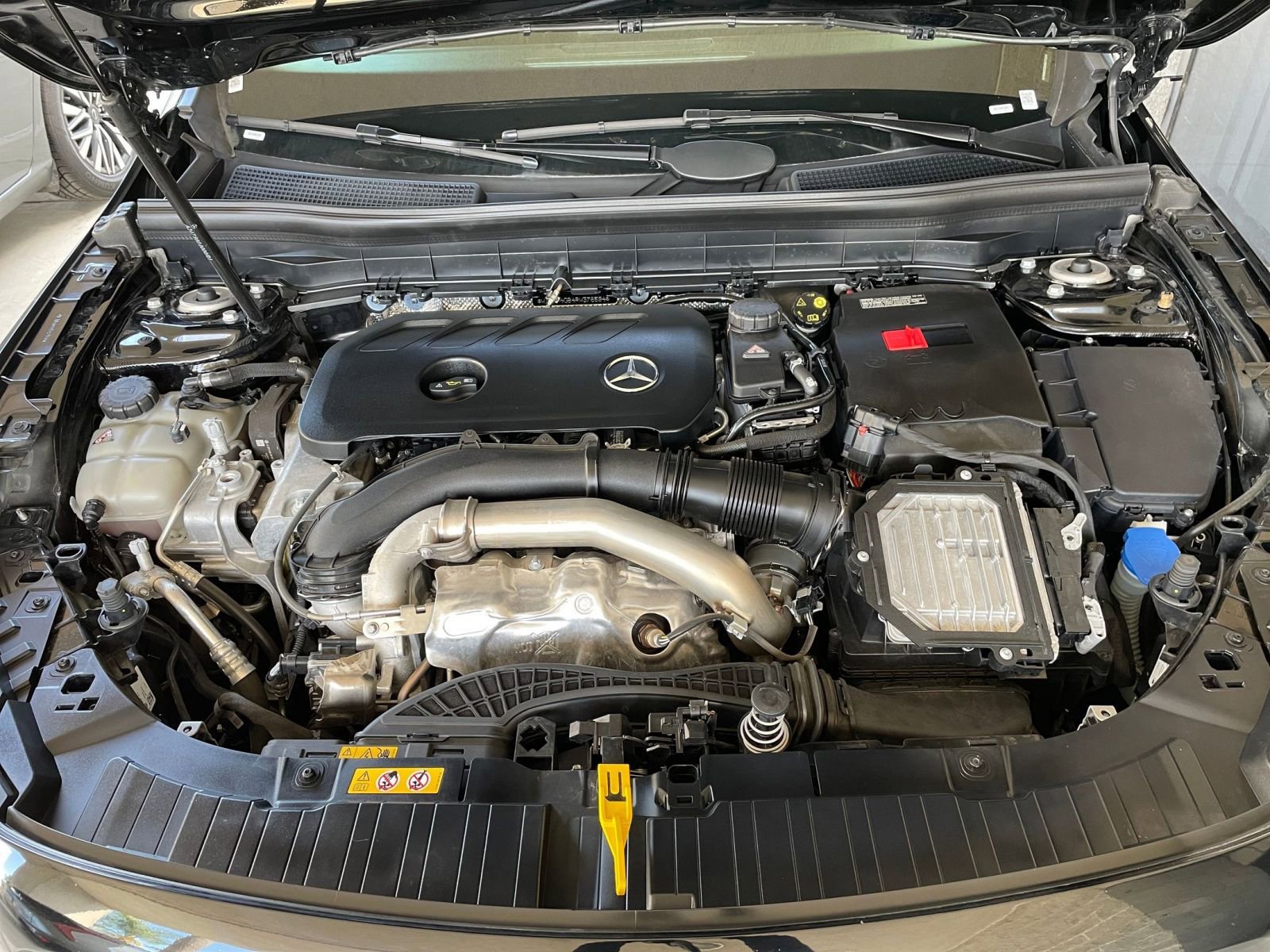 Thumbnail: 2024 Mercedes-Benz GLB - 32