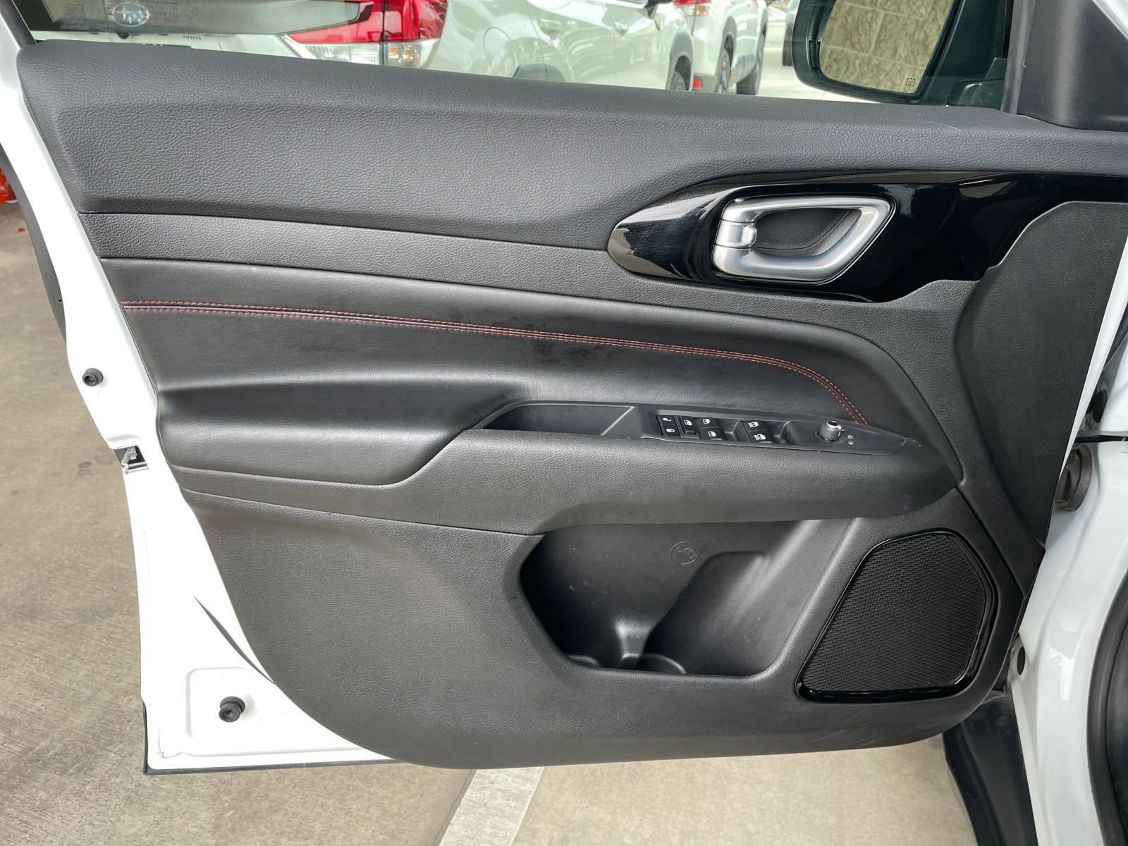 Thumbnail: 2025 Jeep Compass - 20