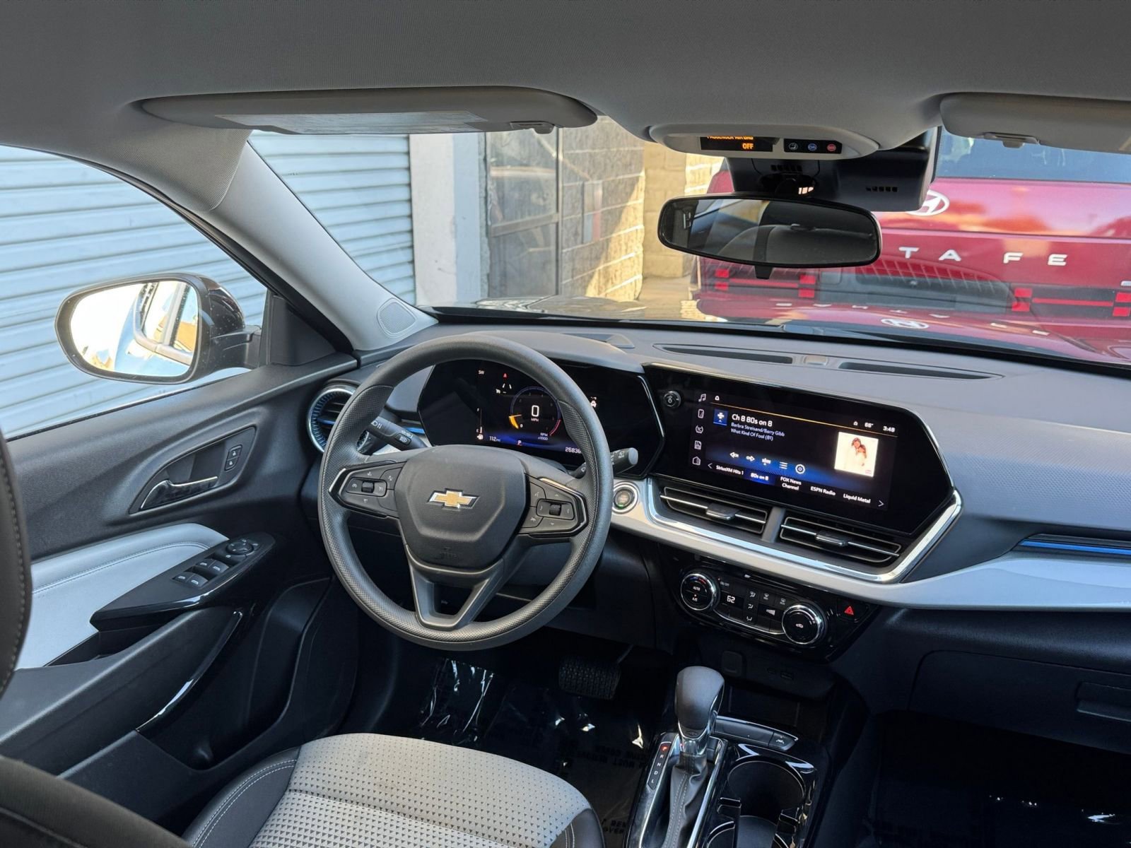 Thumbnail: 2025 Chevrolet Trax - 34